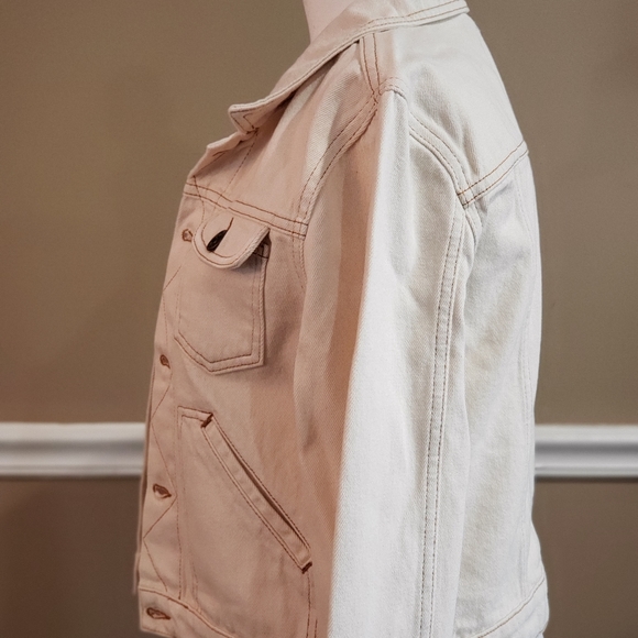 NWT  BDG cropped denim jacket - Picture 5 of 6